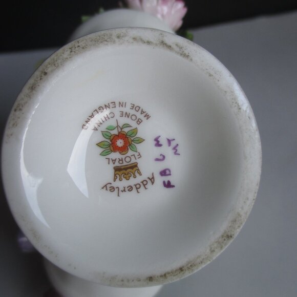 Vtg. Royal Adderley Floral Arrangement - Picture 4 of 4
